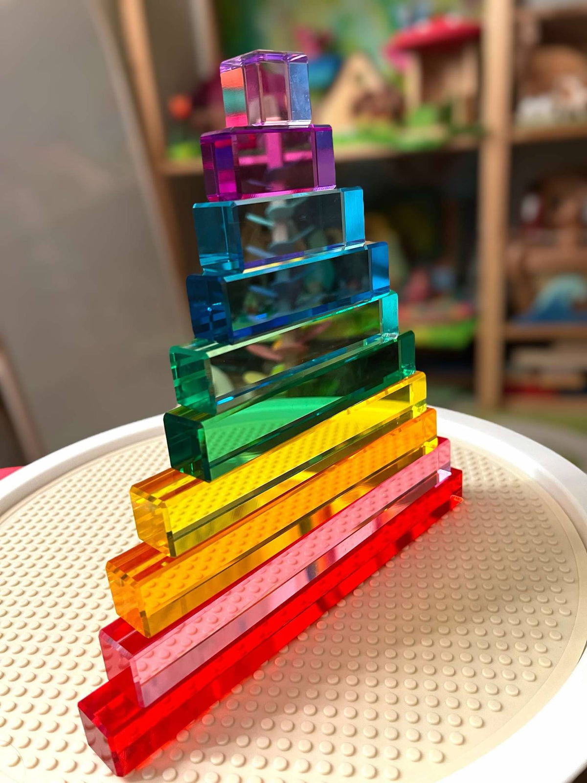 10-piece clear acrylic pyramid block set