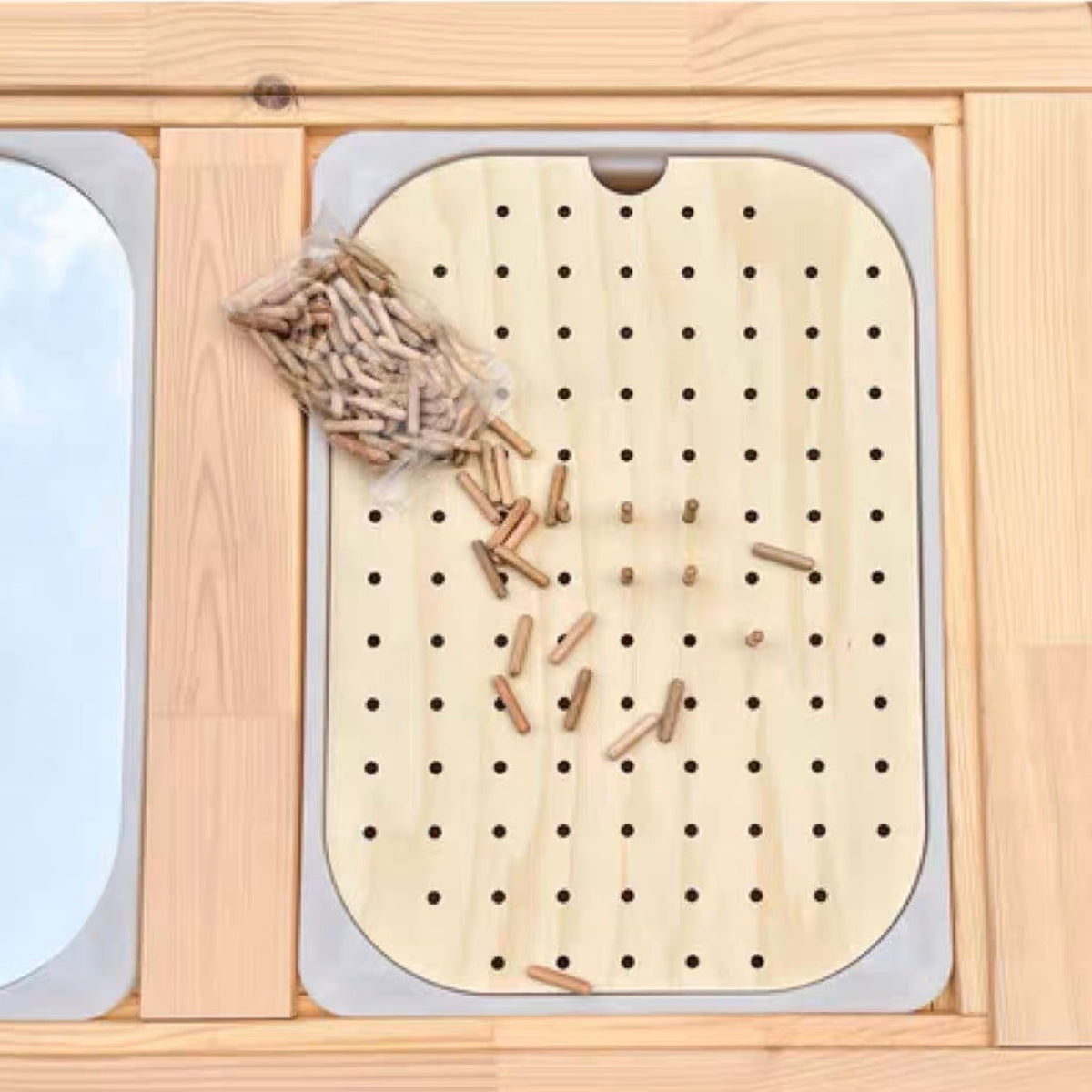 Large wooden peg board with 50 pegs