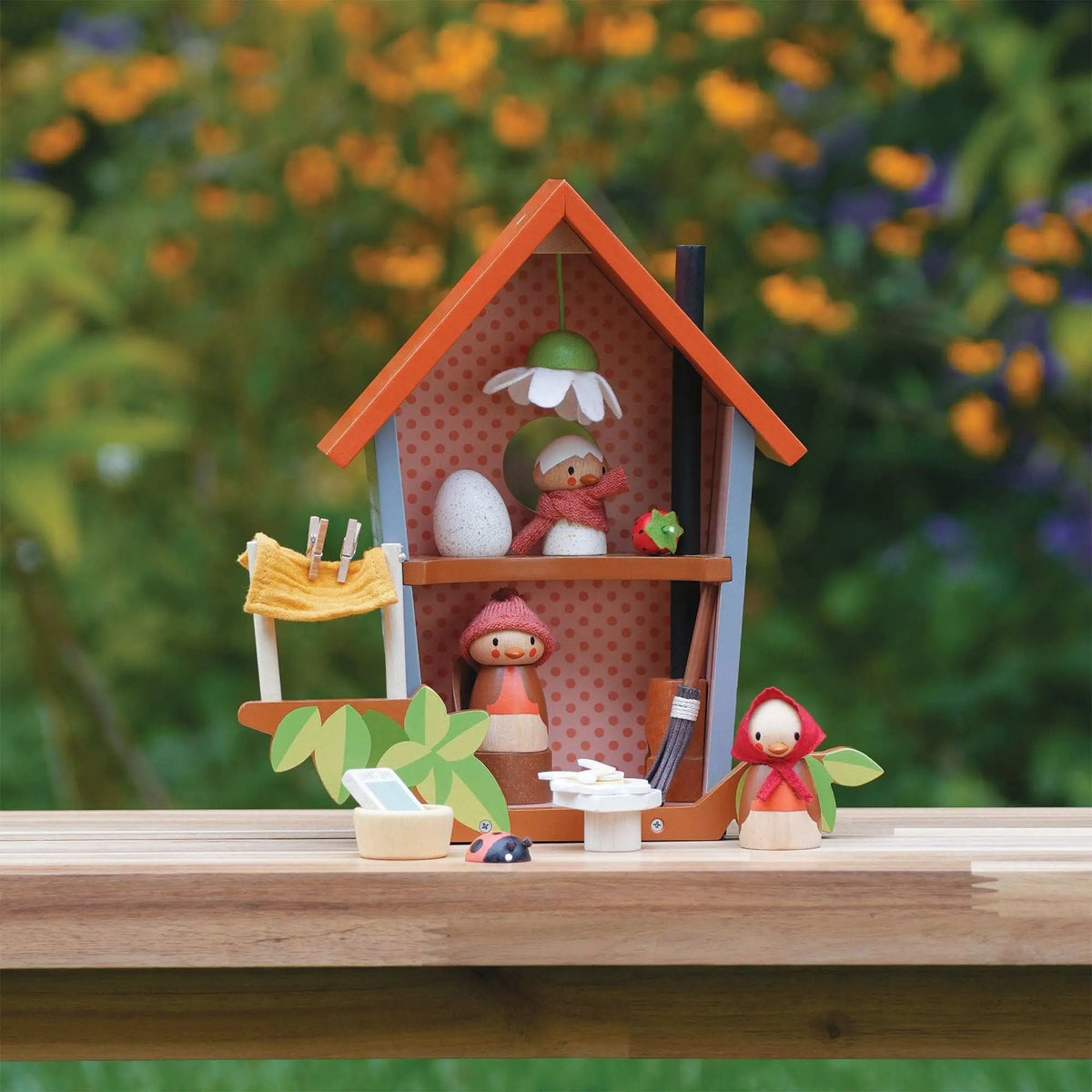 Tender Leaf Robin's Nest Box Wooden Bird Play Set