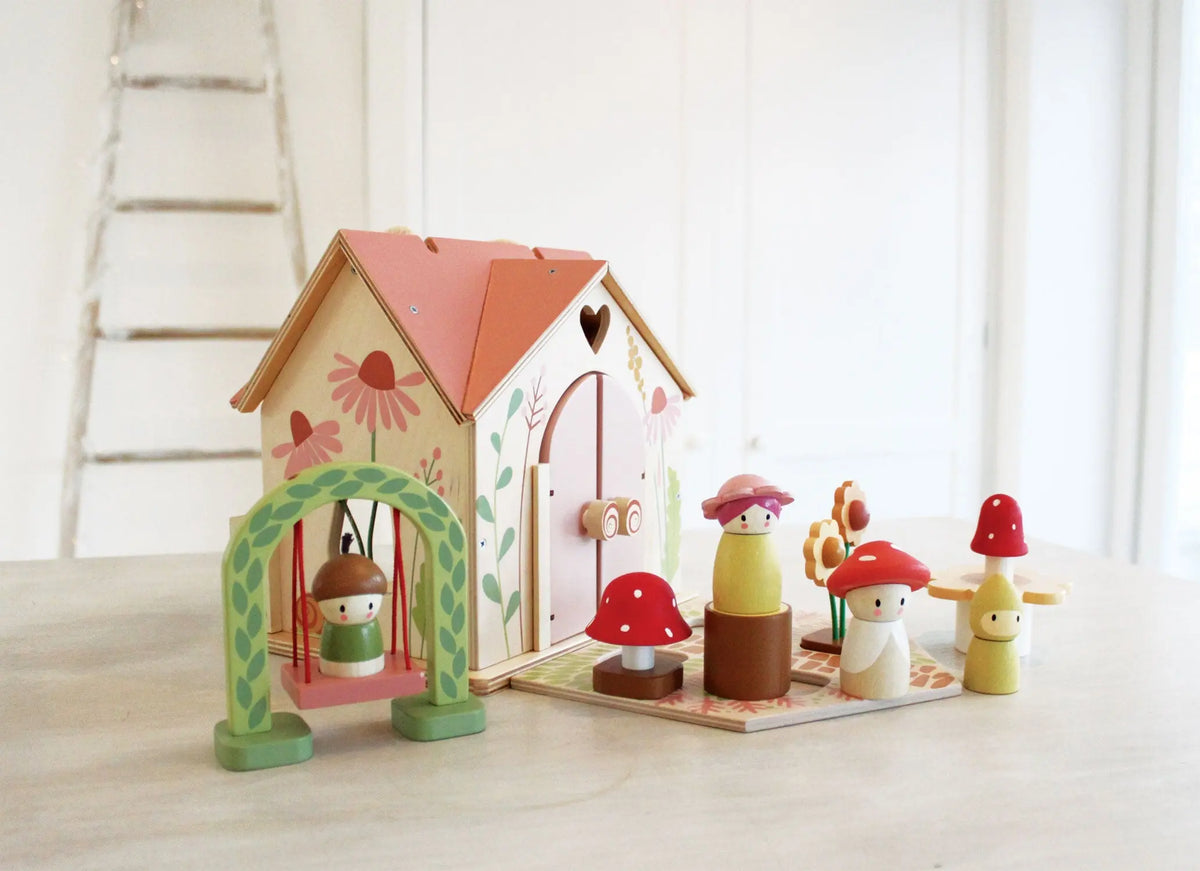 Tender Leaf Rosewood Cottage Wooden Play House