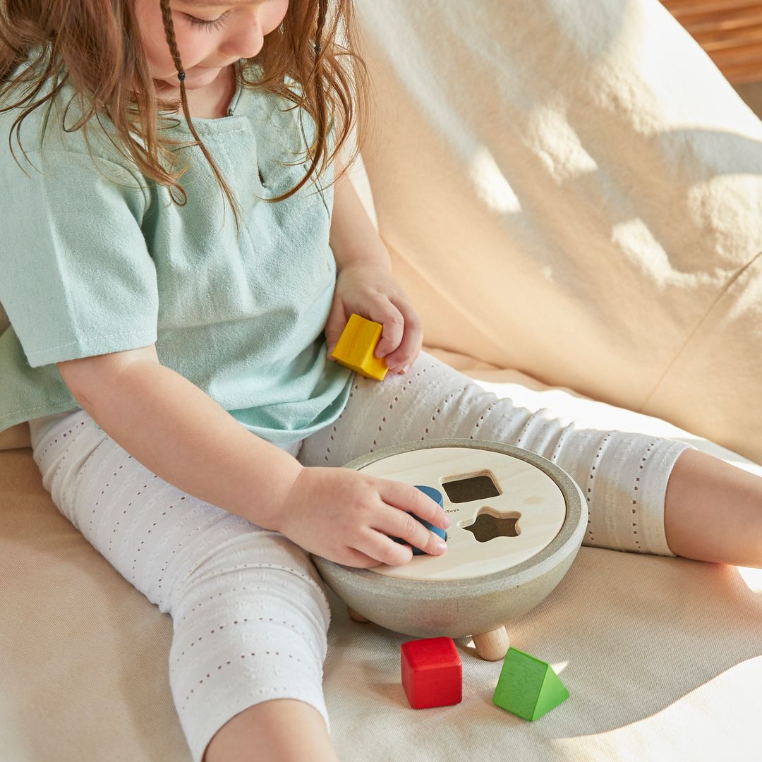 PlanToys Wooden Shape Sorting Bowl