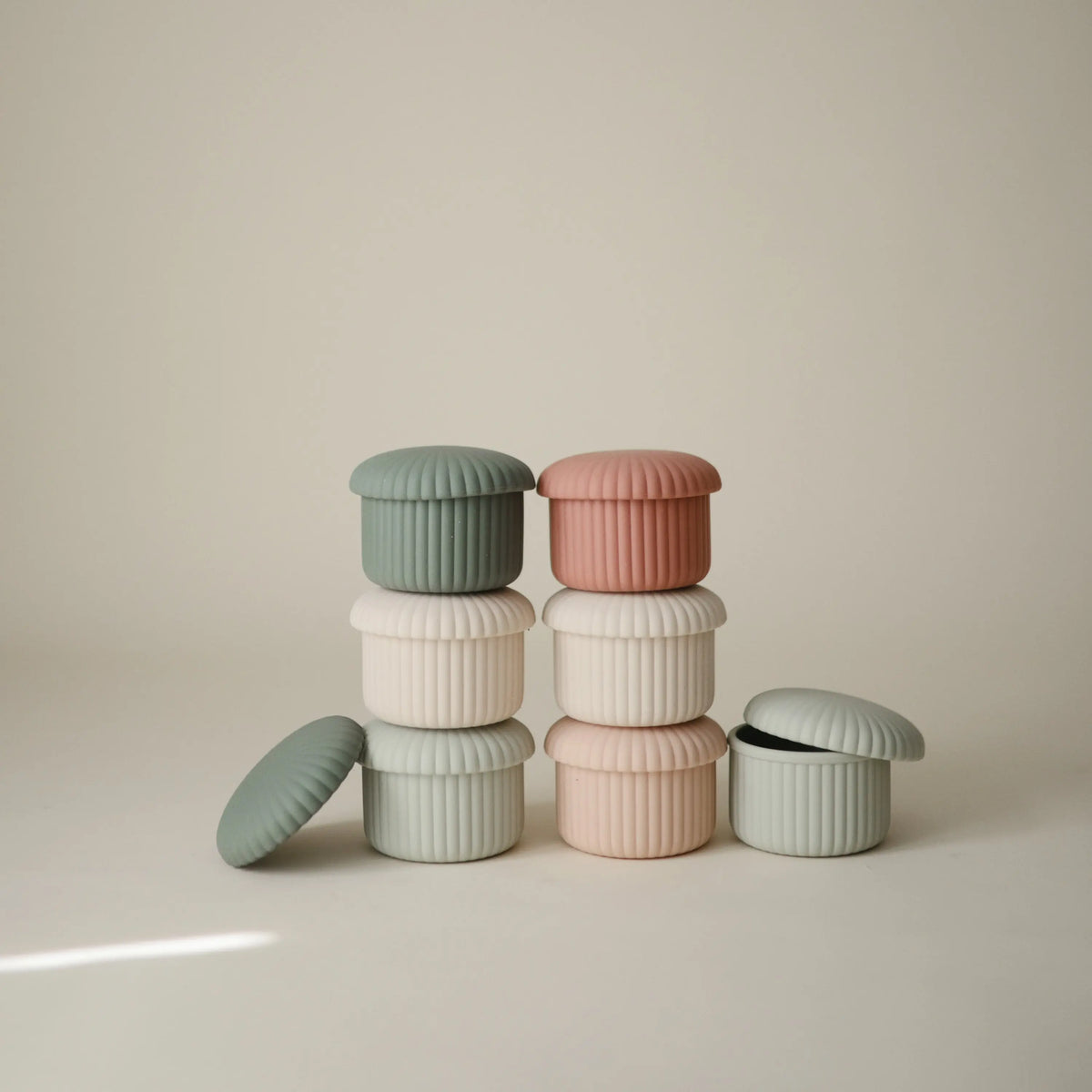 Silicone Baby Food Containers | Baby Food Containers | The Baby Penguin