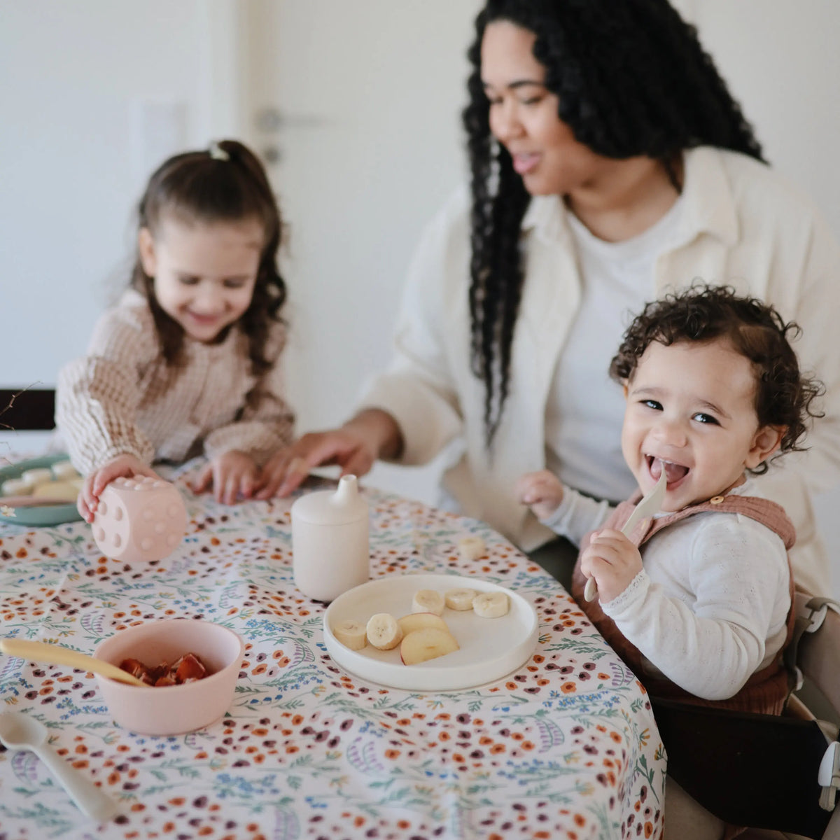 Silicone Feeding Spoons | silicone tableware | The Baby Penguin