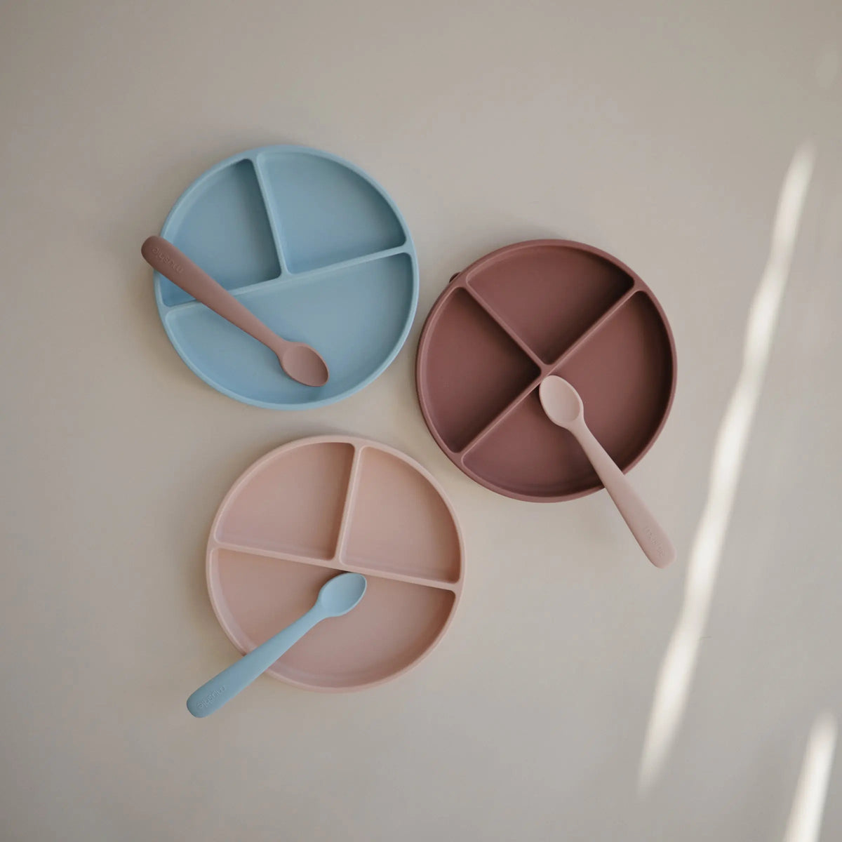 Silicone Feeding Spoons | silicone tableware | The Baby Penguin