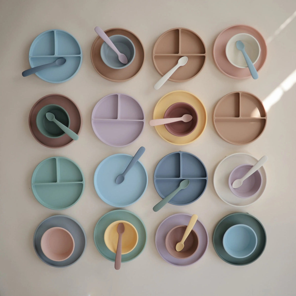 Silicone Feeding Spoons | silicone tableware | The Baby Penguin