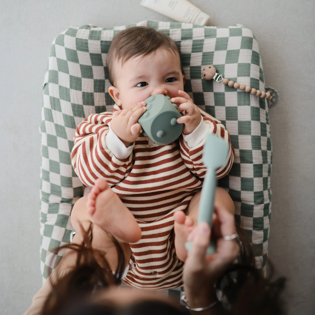 Silicone Pacifier Clip | Hera | Pacifier Clip | The Baby Penguin
