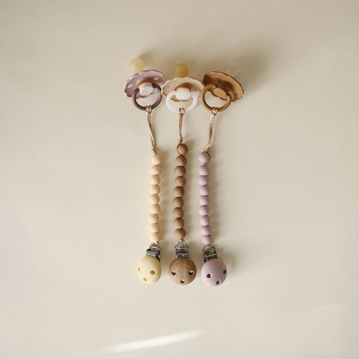 Silicone Pacifier Clip | Hera | Pacifier Clip | The Baby Penguin