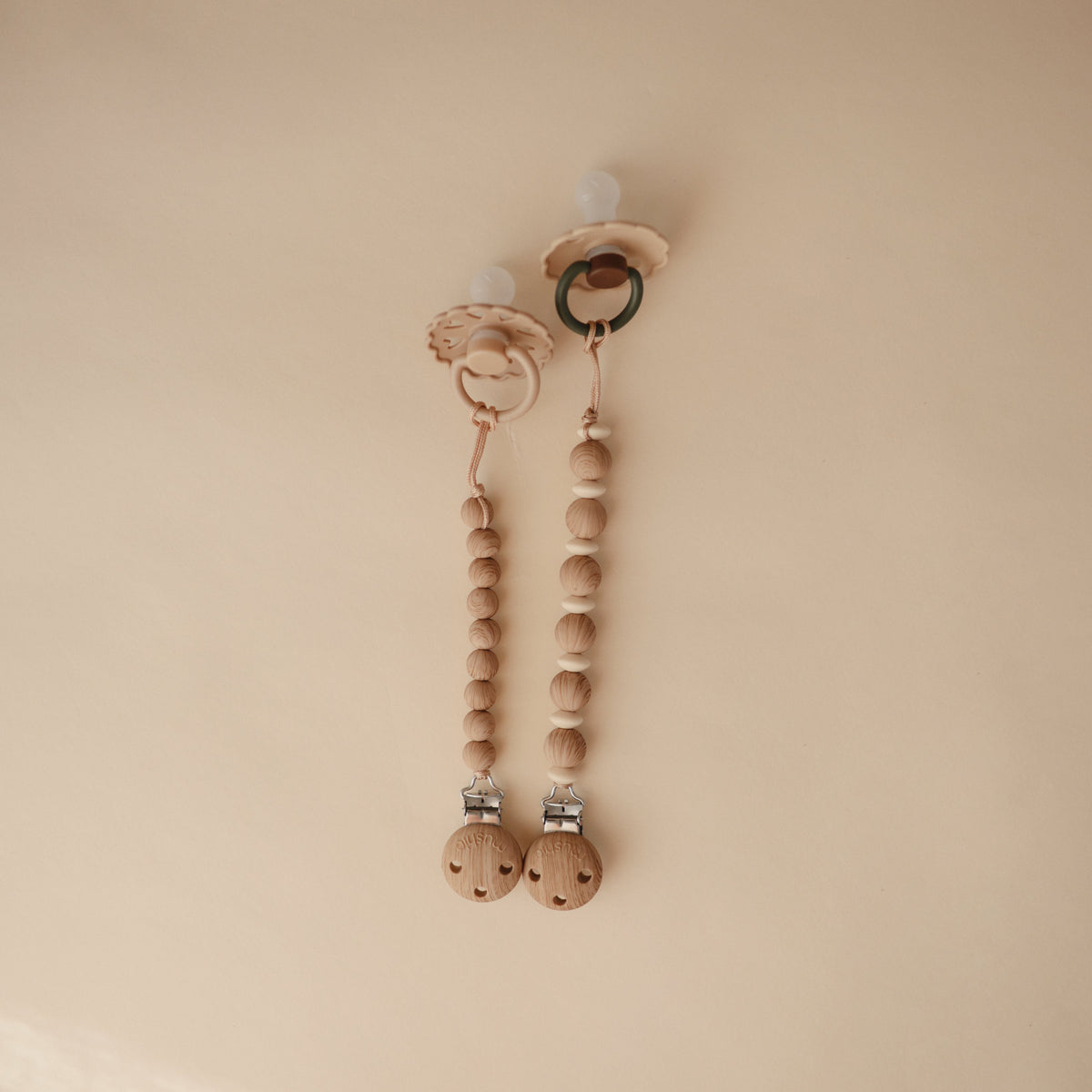 Silicone Pacifier Clip | Luna - The Baby Penguin