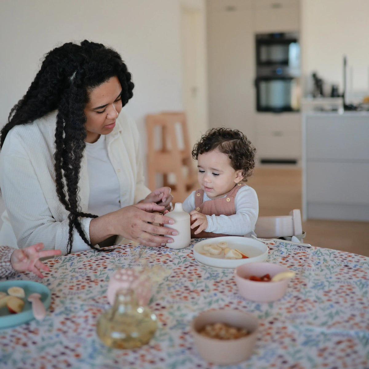 Silicone Suction Bowl | silicone tableware | The Baby Penguin
