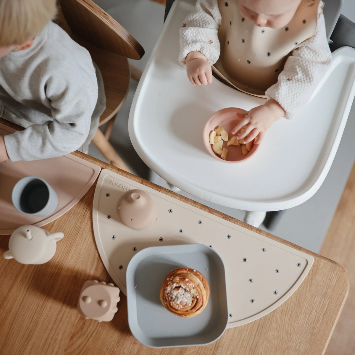 Silicone Suction Bowl | silicone tableware | The Baby Penguin
