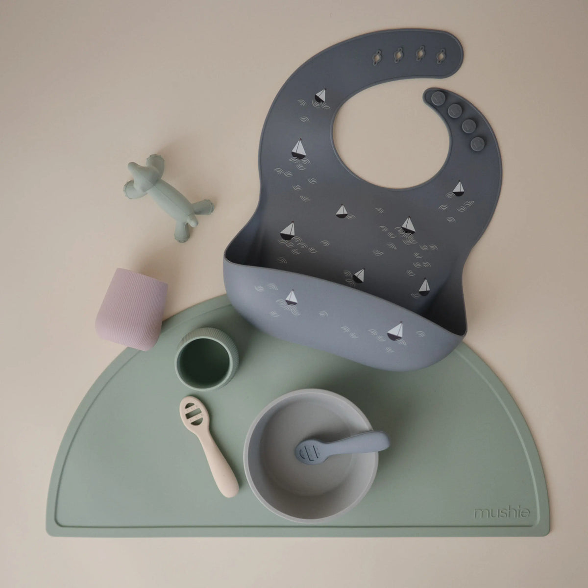 Silicone Suction Bowl | silicone tableware | The Baby Penguin