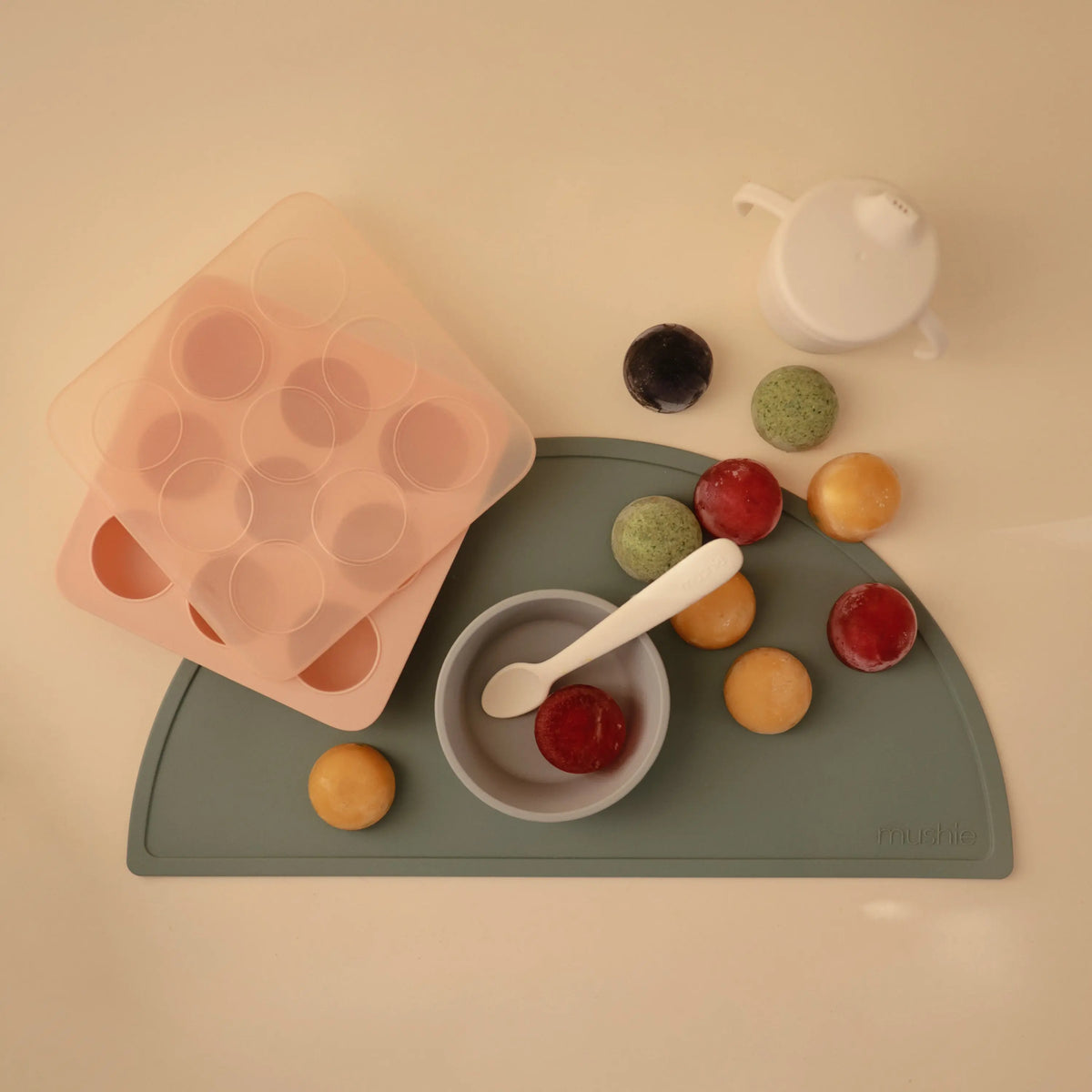Silicone Suction Bowl | silicone tableware | The Baby Penguin