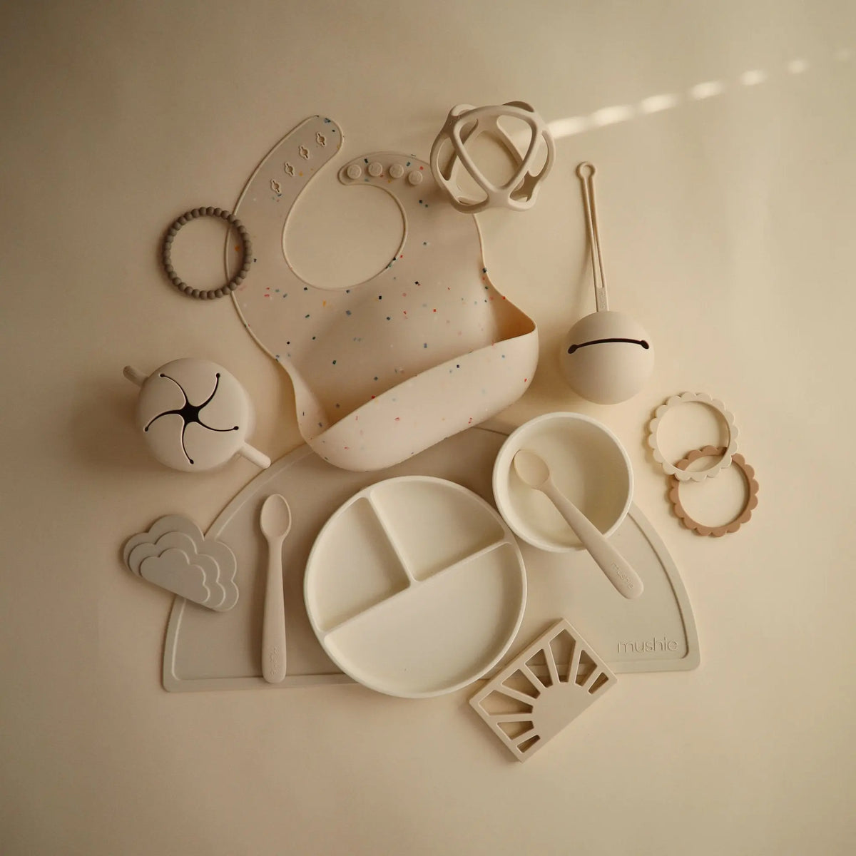 Silicone Suction Bowl | silicone tableware | The Baby Penguin