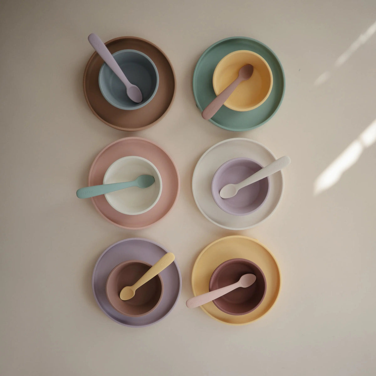 Silicone Suction Bowl | silicone tableware | The Baby Penguin