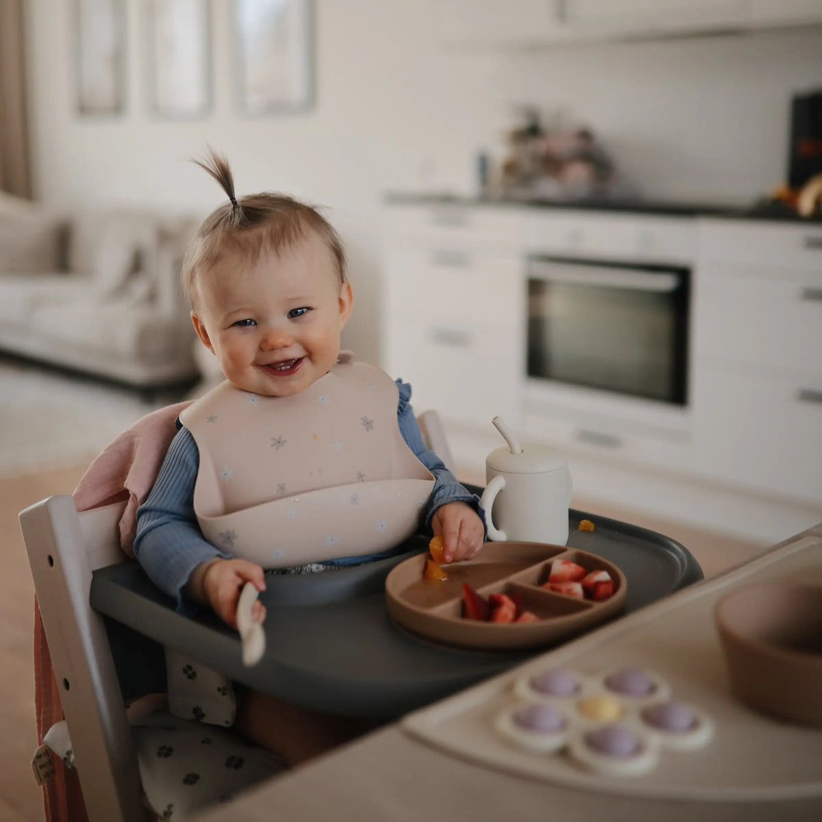 Silicone Suction Plate | silicone tableware | The Baby Penguin