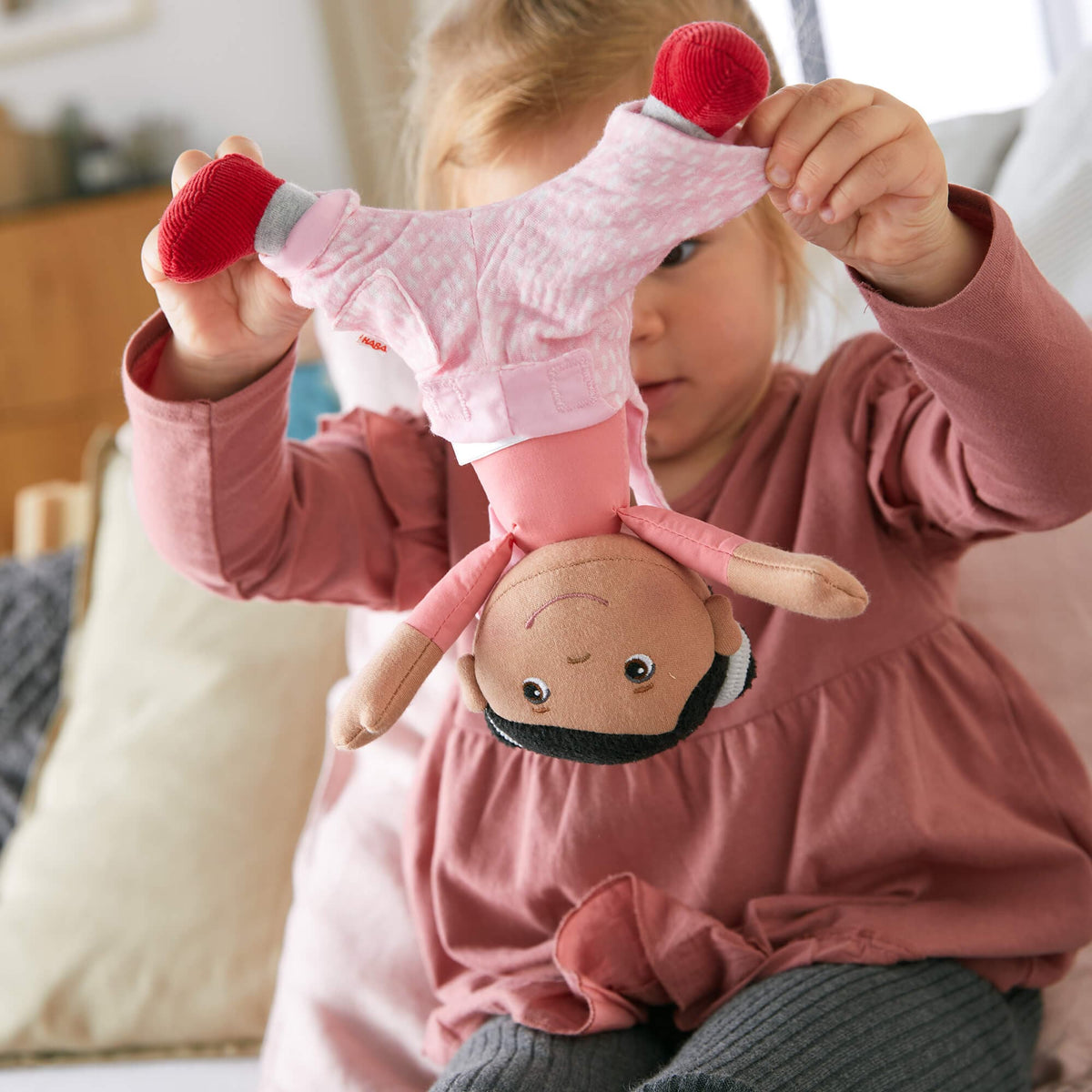 Snug Up Doll Rumbi - The Baby Penguin