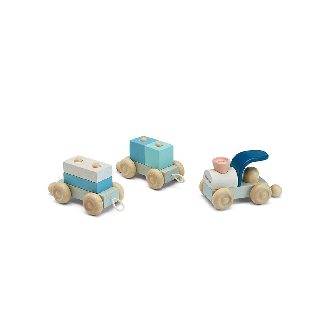 PlanToys Wooden Stacking Train Trio – Orchard