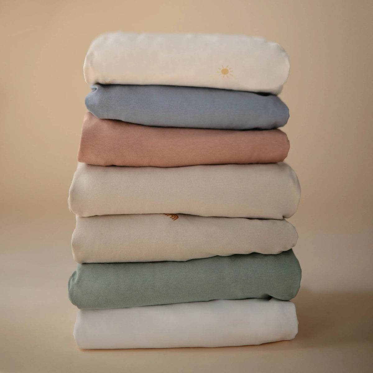 Stretchy Crib Sheet | crib sheets | The Baby Penguin