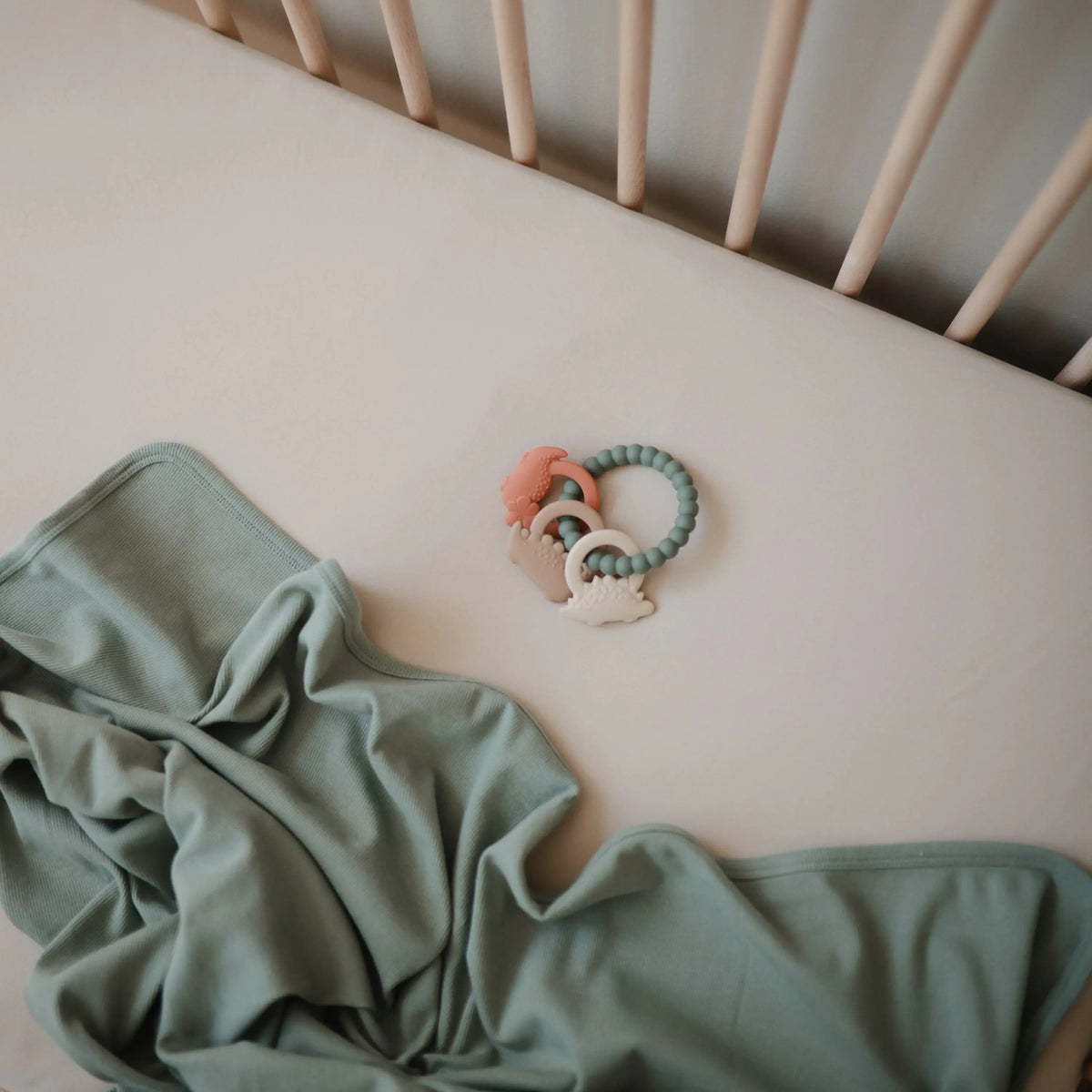 Stretchy MINI Crib Sheet | crib sheets | The Baby Penguin