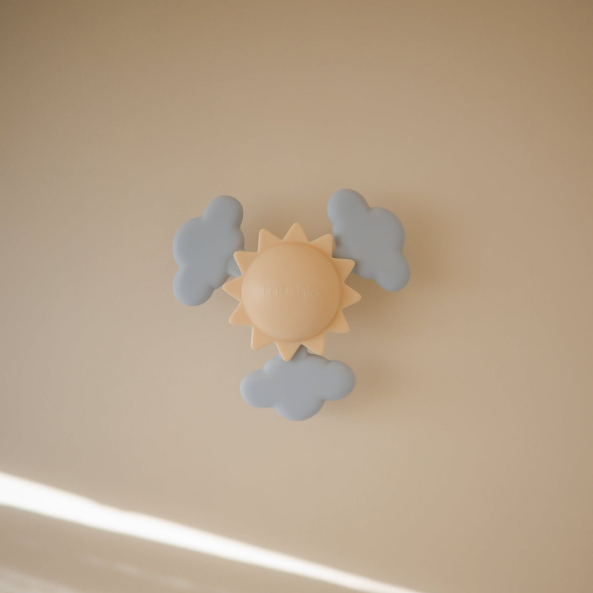 Suction Spinner Toy - The Baby Penguin