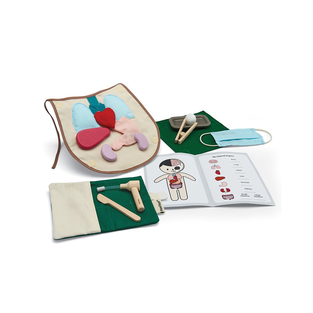 PlanToys Surgeon Pretend Play Set with Organ Mat