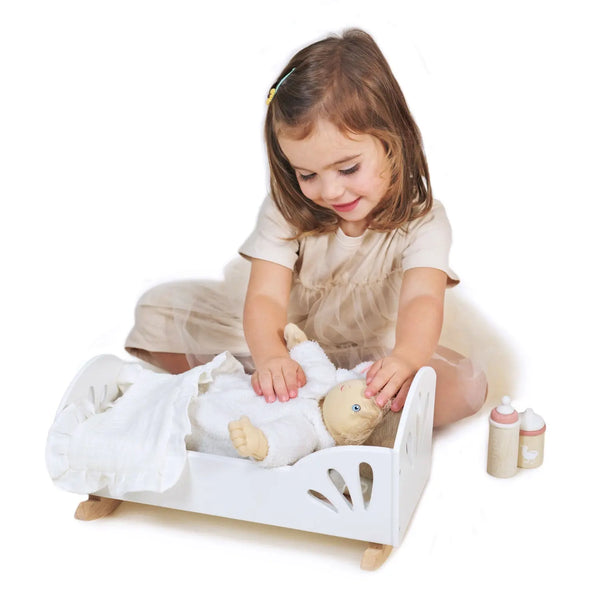  Sweet Swan Dolly Bed Tender Leaf 