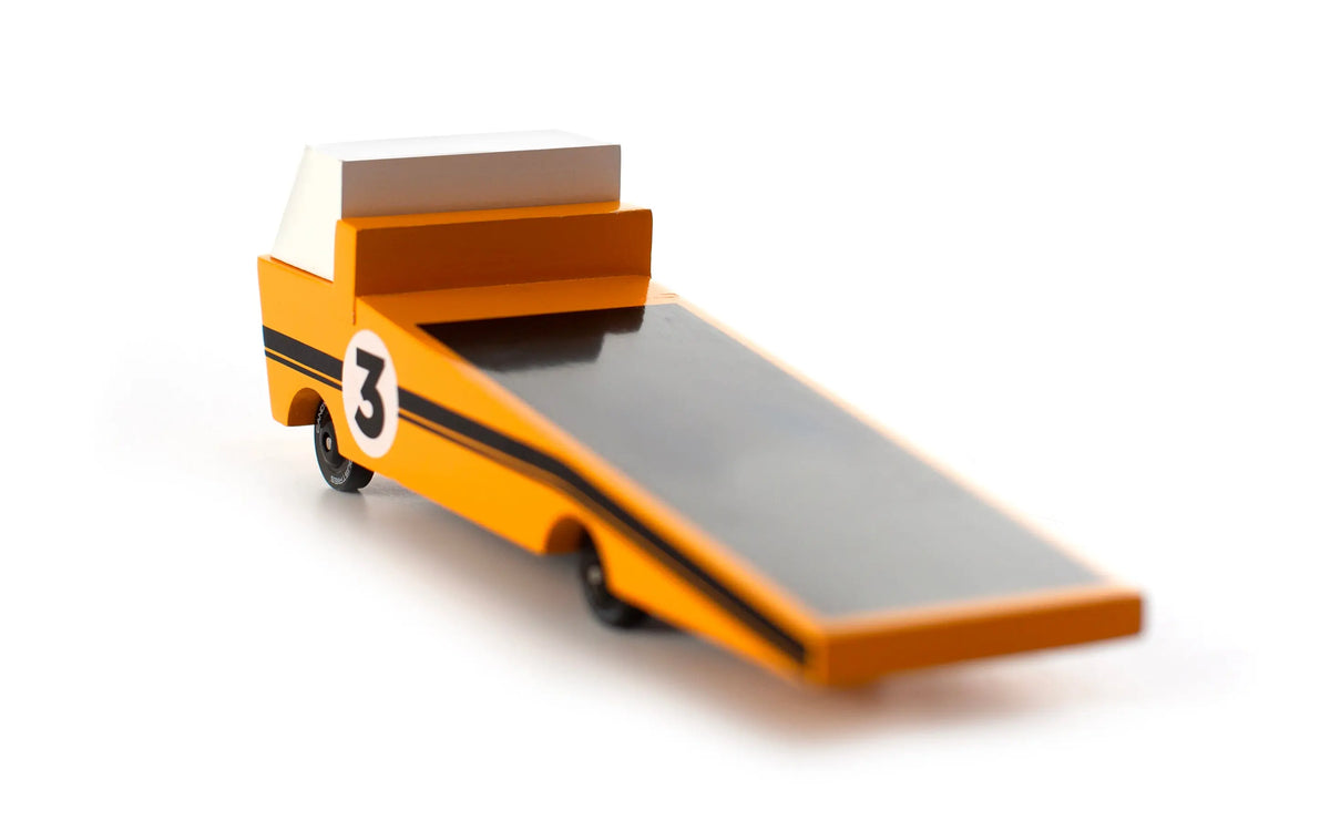 Tow Racer | Trucks | The Baby Penguin