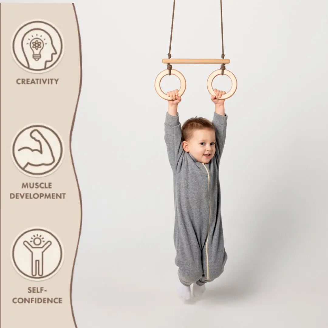 Trapeze swing bar with rings - The Baby Penguin