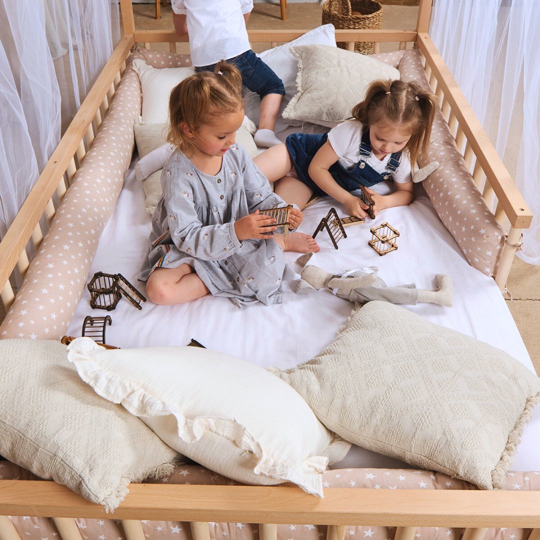 Twin Size Montessori House Bed for Kids with Fence - The Baby Penguin