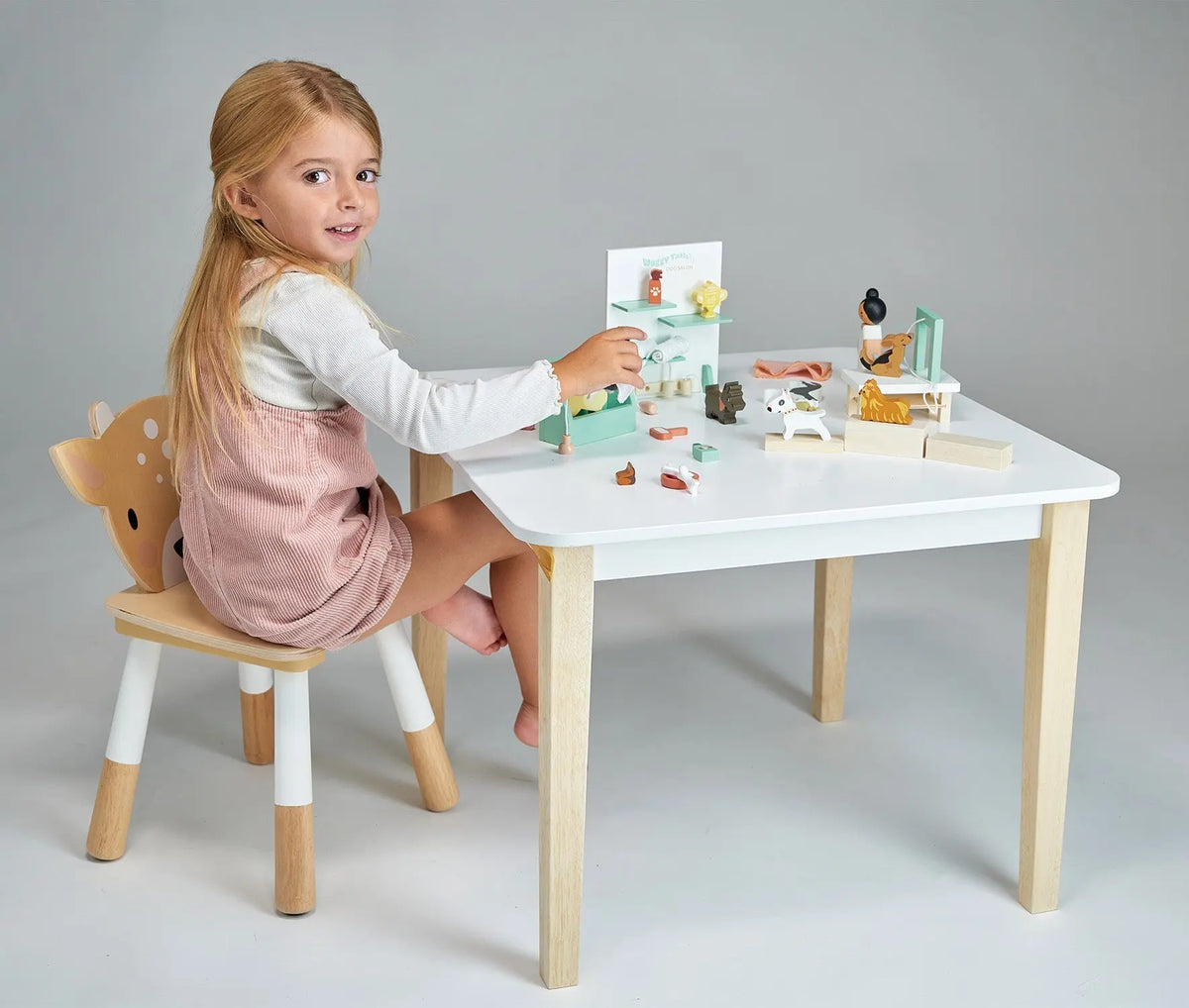 Tender Leaf Waggy Tails Wooden Dog Salon Play Set
