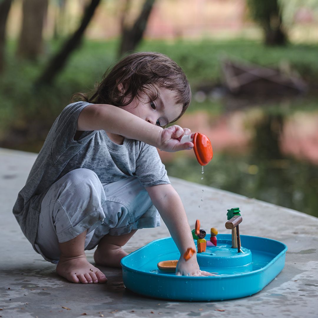PlanToys Water Play Set with Rubber Tray