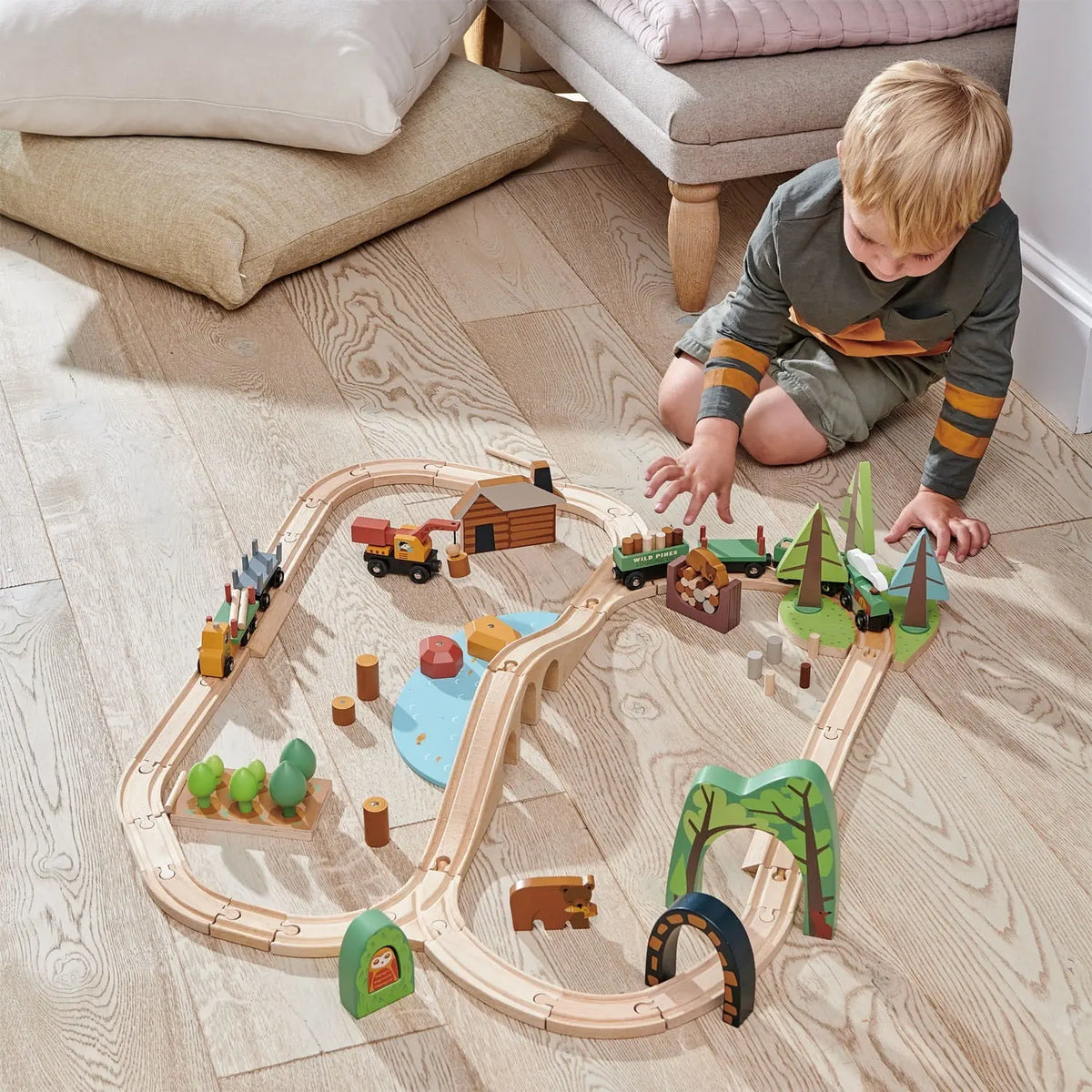 Tender Leaf Wild Pines Wooden Train Set