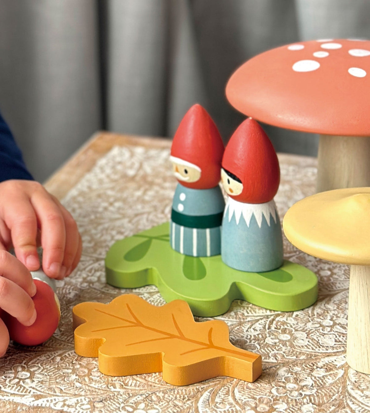 Tender Leaf Woodland Gnome Wooden Family Set