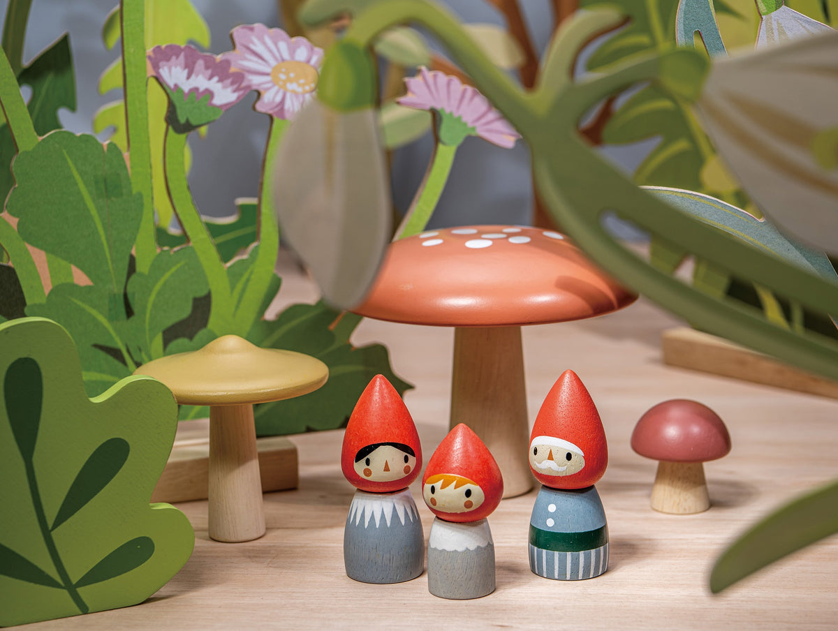 Tender Leaf Woodland Gnome Wooden Family Set