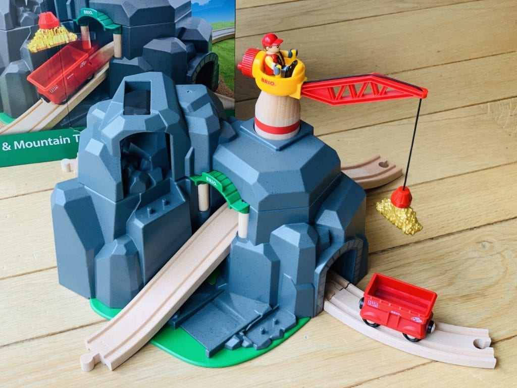 BRIO World - 33889 Crane & Mountain Tunnel