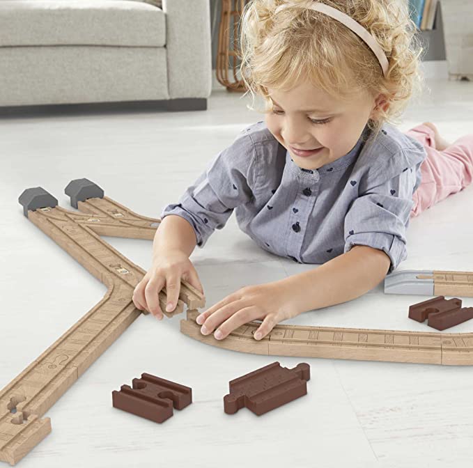 Thomas & Friends Fisher-Price Wooden Railway, Expansion Clackety Track Train Track Pack, Track Set Made from Wood