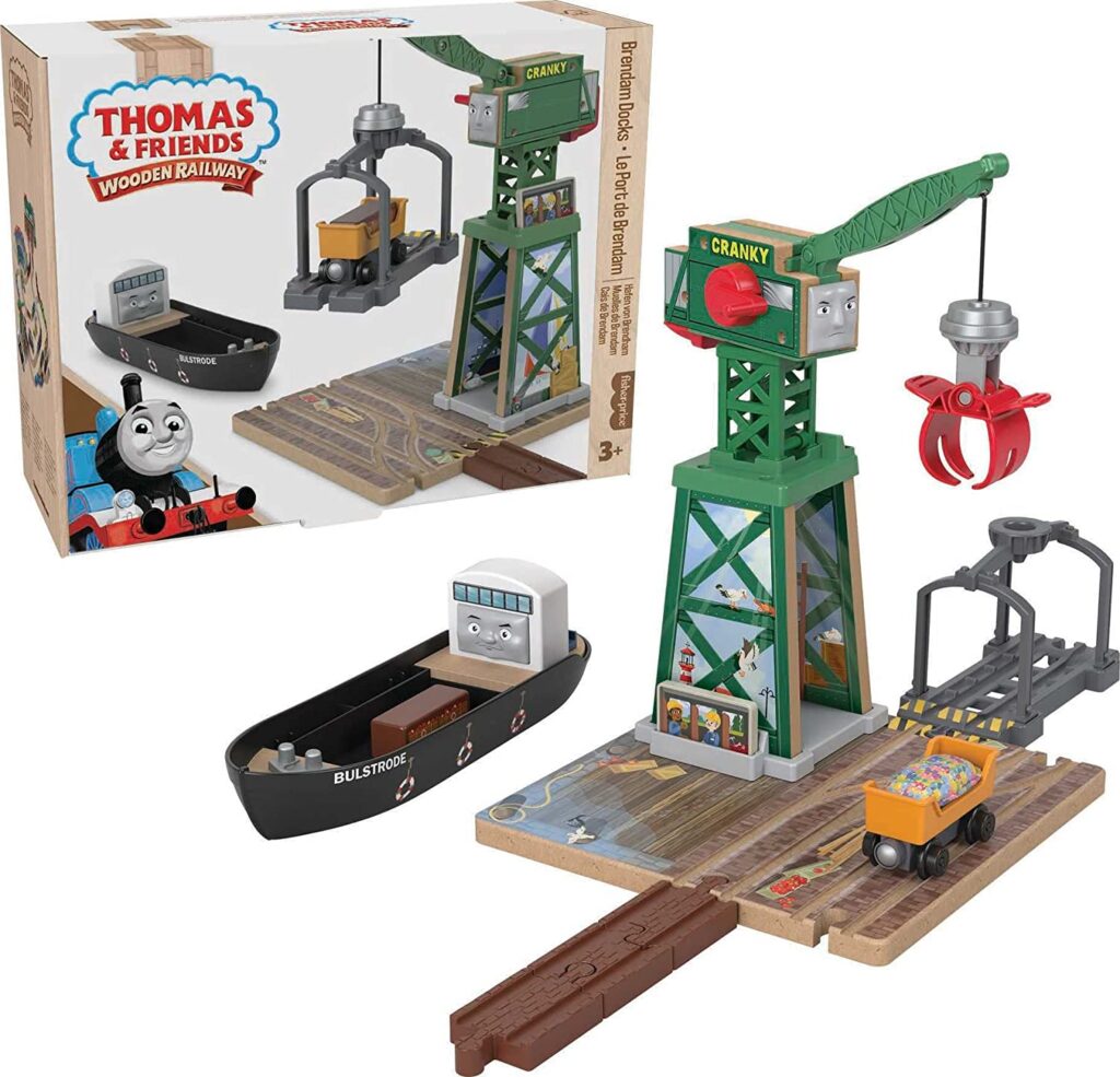 Thomas & Friends Fisher-Price Wooden Railway Brendam Docks Wood playset for Kids 3 Years and up