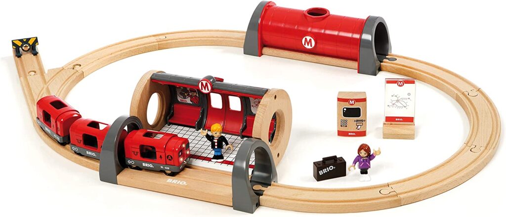 Brio 33513 Metro Railway Set | 20 Piece Train Toy with Accessories and Wooden Tracks for Kids Age 3 and Up