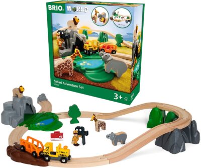 Brio World 33960 - Safari Adventure Set - 26 Piece Wooden Toy Train Set for Kids Ages 3 and Up